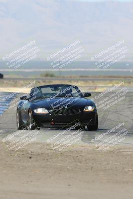 media/Sep-15-2024-Speed Ventures (Sun) [[7a54f7ed2f]]/Yellow Group/Session 1 (Outside Grapevine)/